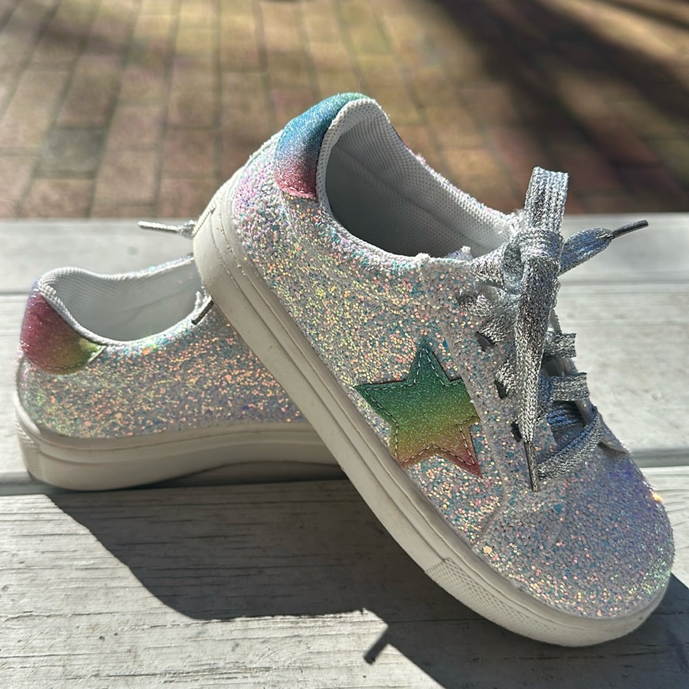 Lola & The Boys girls glitter star sneakers